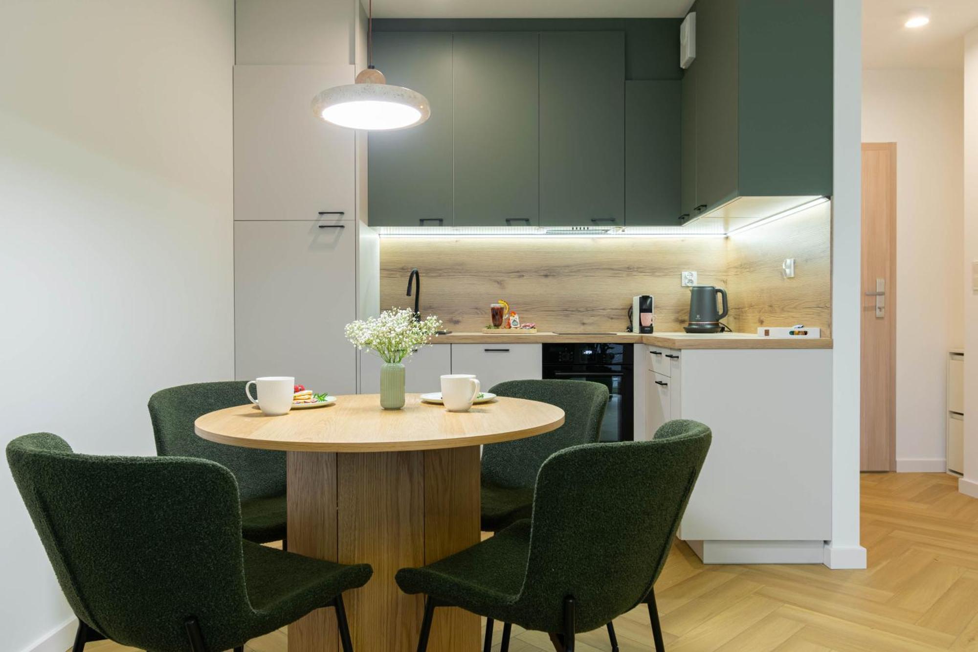 Soul Ceglana - Free Parking - Self Check-in Apartment *